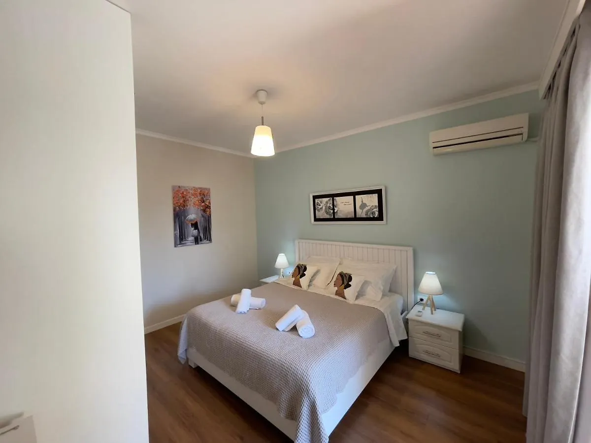 Cozy Apartment With View Of The Ionian Sea Saranda 0*,  Arnavutluk